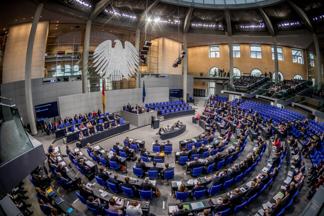 Nach der Wahl: Wer macht was? - Die Abgeordneten sind gewählt, aber auch 109 Tage nach der Wahl gibt es noch keine neue Bundesregierung.