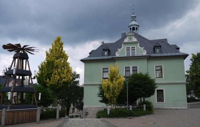 Das Rathaus Schönheide.