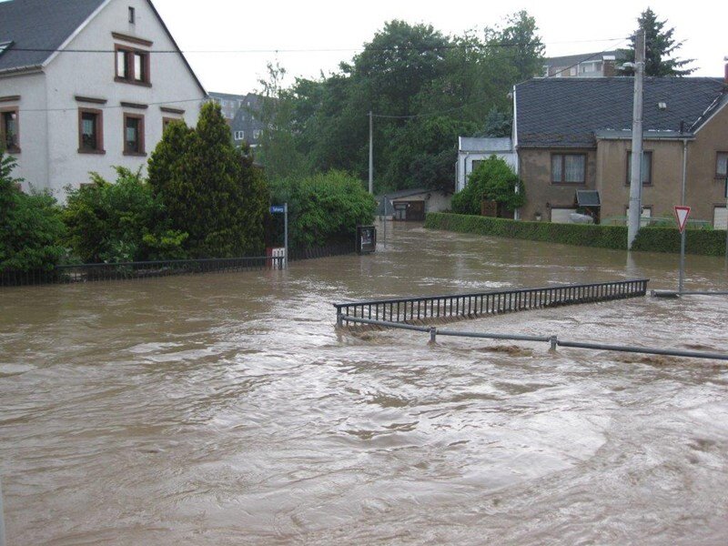 Nach Gewittern erneut Hochwasser in der Region - 