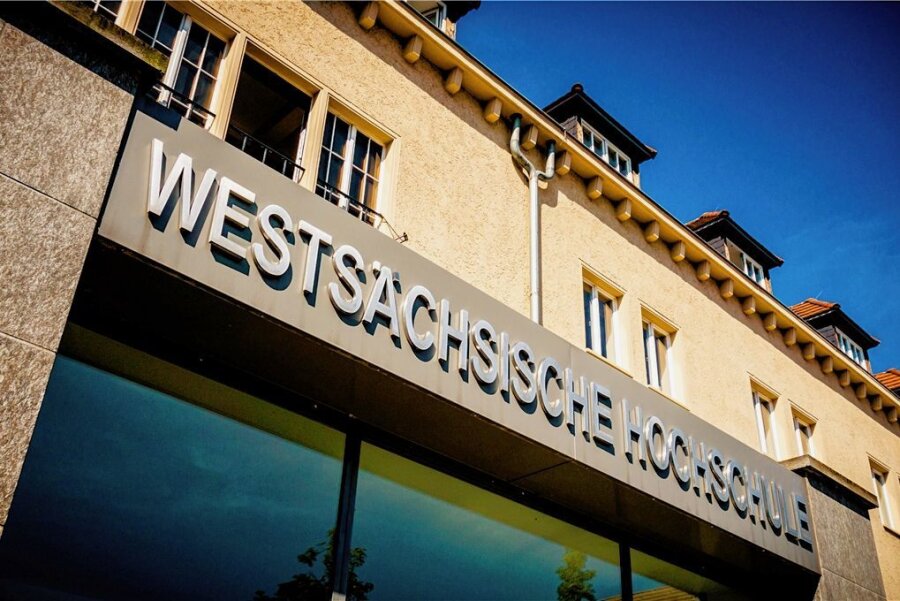 Nach Hackerangriff: Vorlesungen in Zwickau fallen in erster Januarwoche aus - Noch immer arbeiten die IT-Experten der Westsächsischen Hochschule Zwickau an der Wiederherstellung der IT-Infrastruktur. Foto: WHZ