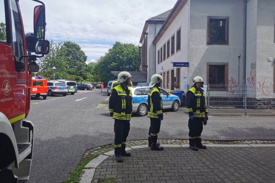 Nach Polizeieinsatz: Bahnhof in Flöha wieder erreichbar - 