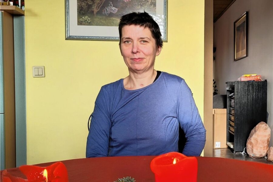 Nach Schlaganfall gelähmt: In Wechselburg feierte Saron Pietzka das Weihnachtsfest im Kreis ihrer Familie - Saron Pietzka feiert das Weihnachtsfest im Kreis ihrer Familie. Sie wünsche sich Ruhe, sagt sie. 
