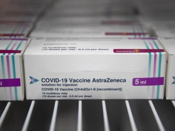 Nachfrage nach Astrazeneca-Impfstoff in Sachsen zieht an - Das Rote Kreuz meldet: Bereits 80 Prozent der verfügbaren Dosen sind bis Ende März verplant.
