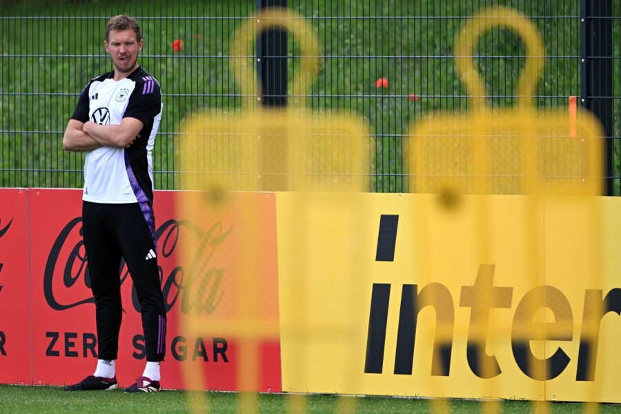 Nagelsmann gönnt EM-Spielern Wochenende bei den Familien - Bundestrainer Julian Nagelsmann während des Trainings.
