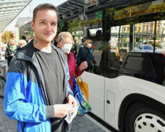 Nahverkehr: Was sich Fahrgäste wünschen - Eric Kotte aus Freiberg würde für ein deutschlandweit gültiges Nahverkehrsticket auch mehr als 30 Euro im Monat ausgeben. 
