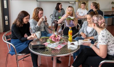 "Naschbude" versüßt jetzt die Pause - Das Schülercafé "Naschbude"