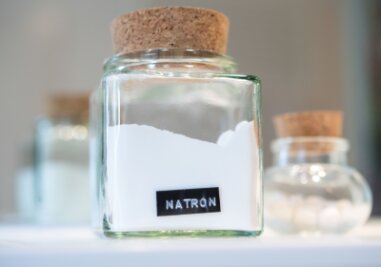 Natron und Co.: So klappt der Frühjahrsputz mit Hausmitteln - Lässt sich vielseitig im Haushalt einsetzen: Natron.