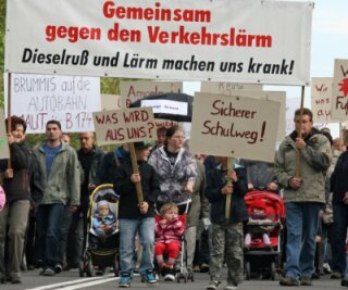 Neuauflage für Demonstration auf B 174 - Rund 200 Menschen hatten im vergangenen September auf der Bundesstraße 174 demonstriert.