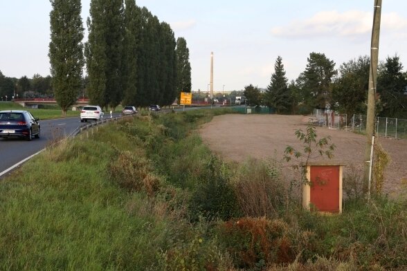 Neubau der Bundesstraße 175: Die Skepsis in Glauchau wächst - Die Abrissarbeiten im Bereich der alten Kammgarnspinnerei in Glauchau sind abgeschlossen.