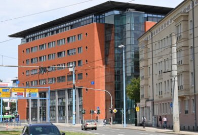 Neue Anlaufstelle für Ukraine-Geflüchtete - Im Bürger- und Verwaltungszentrum Moritzhof sind eine Reihe von Ämtern der Stadtverwaltung untergebracht. 