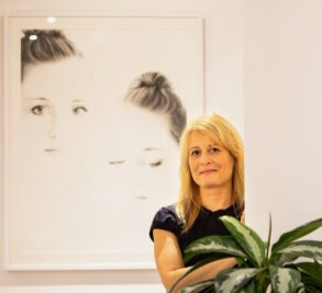 Neue Ausstellung: Ihre Bilder haben ein Gesicht - Künstlerin Jana Geilhof.