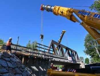 Neue Brücke für Bahn nach Aue - 