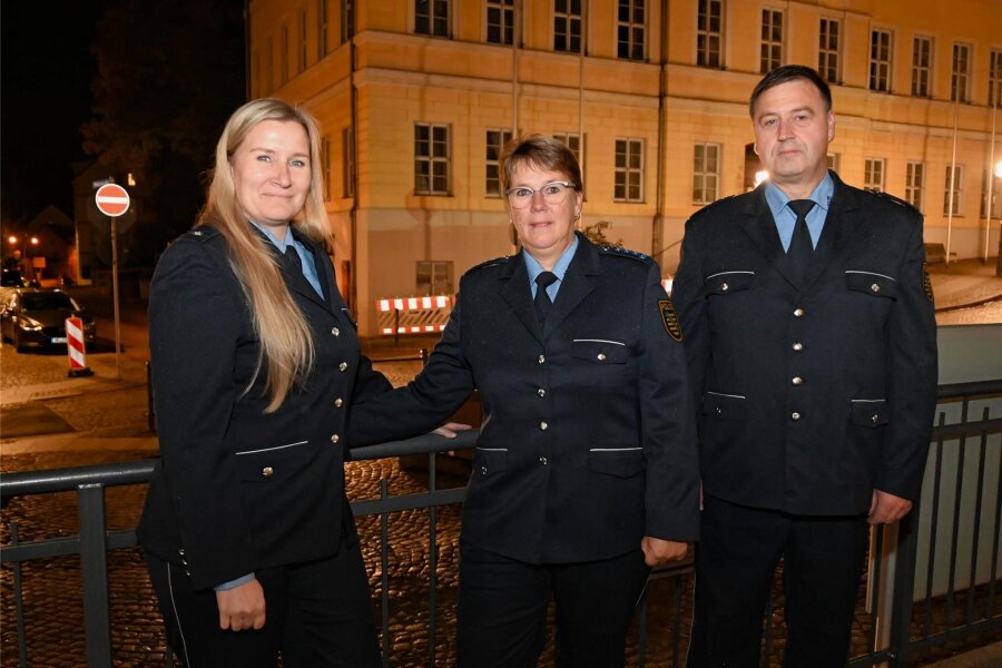 Neue Bürgerpolizistin für Hainichen und Striegistal - Silke UIbricht (Mitte) ist nun mit André Werner als Bürgerpolizistin auf Tour. Katja Henkel (l.) koordiniert.