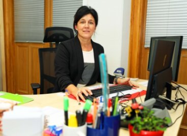 Neue Chefin am Werdauer Gymnasium - Bärbel Frühauf ist seit Montag die amtierende Schulleiterin des Werdauer Humboldt-Gymnasiums. 