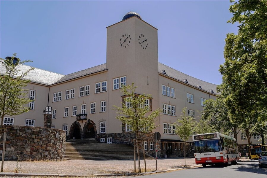 Das Pestalozzi-Gymnasium Rodewisch stammt aus dem Jahr 1930. 