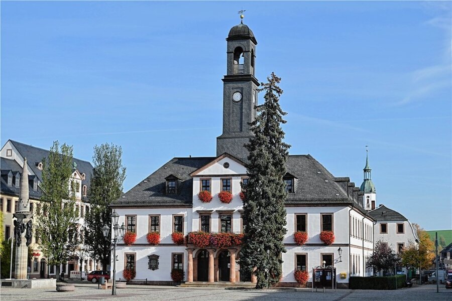 Neue Technik: Rathaus von Rochlitz zu - Das Rochlitzer Rathaus ist auch am Montag geschlossen.