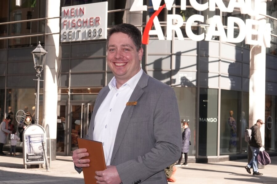 Neuer Chef der Arcaden von Leuten begeistert - Mirko Fröhlich hat in den zurückliegenden Jahren viel im Ausland gearbeitet. Jetzt will der neue Chef der Zwickau Arcaden mit seiner Familie in der Region heimisch werden. 