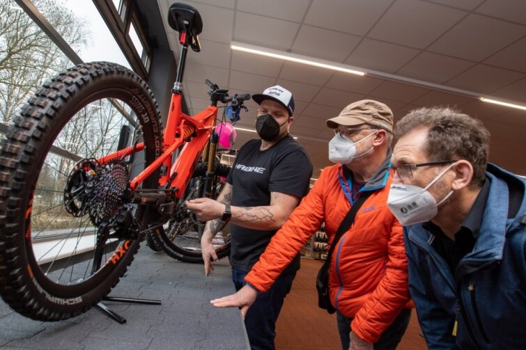 Neuer Fahrradmarkt in Plauen empfängt die ersten Kunden - 