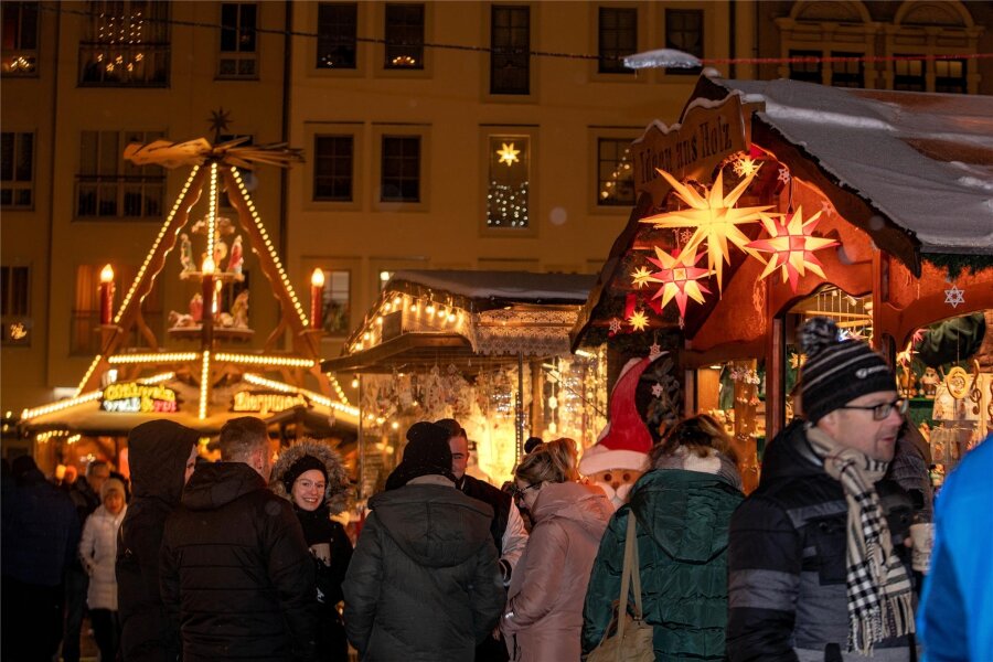 Neuer Plan bietet im Internet eine Übersicht über alle Plauener Weihnachtsmarktbuden - Zum Plauener Weihnachtsmarkt 2023 gehören mehr als 50 Buden.