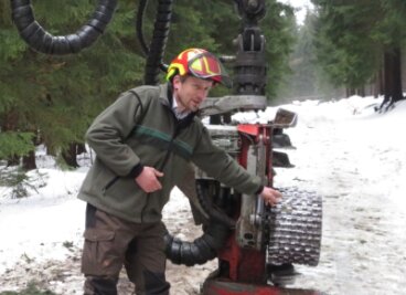 Neuer Podcast mit "Stamm-Gästen" - Clemens Weiser ist Leiter des Staatsbetriebs im Forstrevier Eibenstock. Er ist unter anderem verantwortlich für die Holzernte. 