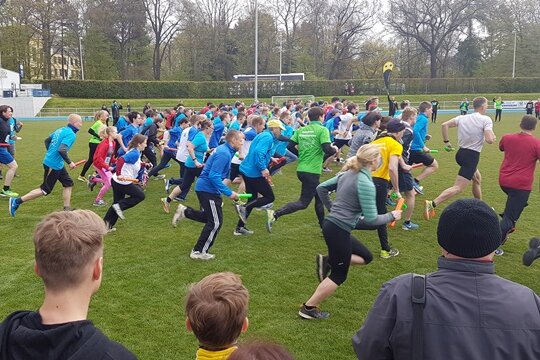 Neuer Rekord beim 25. Landkreislauf - Rund 1000 Aktive konnte der Kreissportbund Mittelsachsen zum 25. Landkreislauf in Mittweida begrüßen.