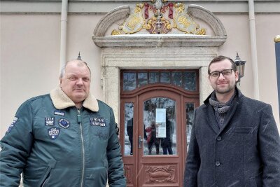 Neuer Standort: Forum zur Bürgermeisterwahl in Muldenhammer findet nun am 25. Januar in Hammerbrücke statt - Die Kandidaten für das Bürgermeisteramt: Wolfgang Schädlich und Philipp Sandner (rechts).
