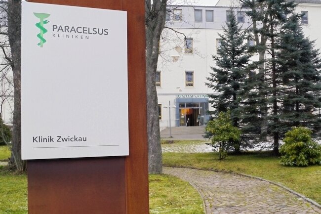 Neuer Standort für Aushängeschild - Die Paracelsus-Klinik Zwickau. 
