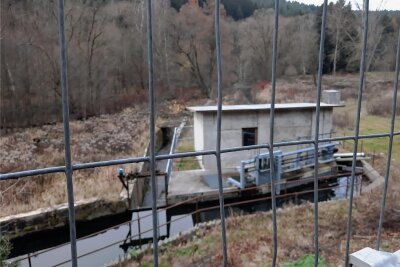 Neuer Streit ums Wasserkraftwerk - Um das Wasserkraftwerk in Mühlwand tobt ein Endlosstreit. Das Verwaltungsgericht muss entscheiden. 