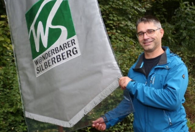 Neuer Wanderweg eingeweiht - René Gutzmerow ist der Projektkoordinator des neuen "Wanderbaren Silberbergs. 
