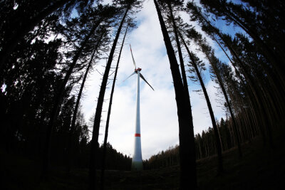 Neuer Windkraft-Plan für Sachsen: An diesen Standorten könnten Windräder stehen - 