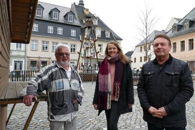 Neuer Zschopauer Verein sorgt für Adventszauber - Zum Organisationsteam gehören Günter Roscher (links), Christiane Schlegel und Uwe Gahut.