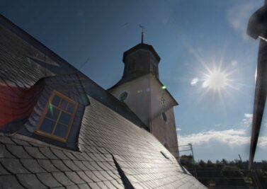 Dach der Nicolai-Kirche in Grünhain