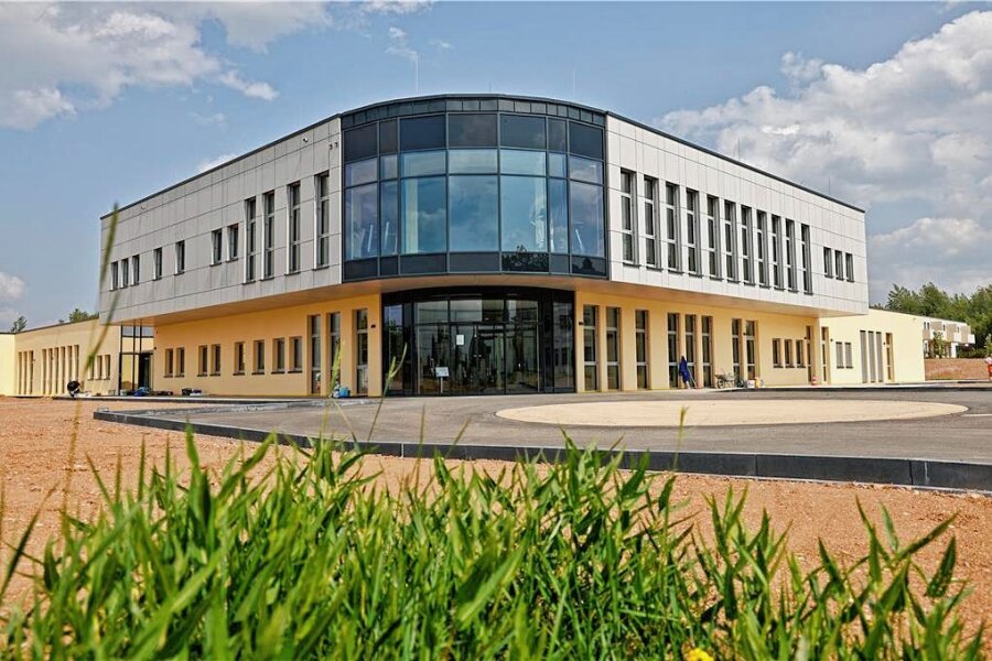 Neues Gesundheitszentrum am Klinikum in Glauchau: Viele Reha-Angebote künftig unter einem Dach - Das Rudolf-Virchow-Klinikum in Glauchau eröffnet ein neues Gesundheitszentrum.