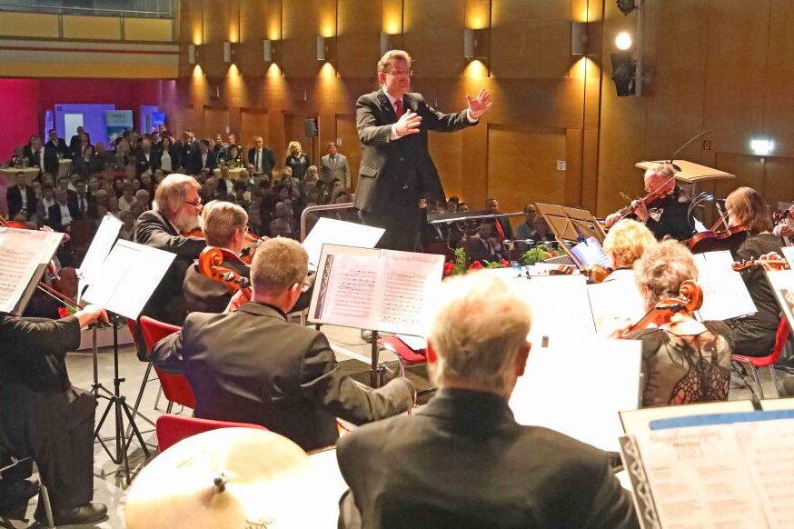 Neujahrsempfang in Werdau: Festakt vor knapp 400 Gästen - Das Werdauer Orchester "Collegium Musicum" sorgte für Unterhaltung.