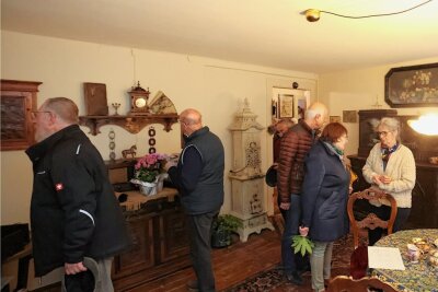 Neukirchen: Hunderte Besucher stürmen "Haus der Eindrücke" - Hunderte Besucher schauten sich in den Räumlichkeiten um.