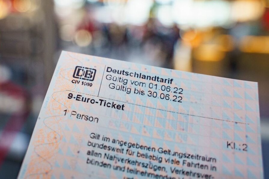 Neun Dinge, die man für 9-Euro-Ticket-Reisen wissen sollte 