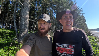 Auch der Chef ist wieder mit dabei: Format-Erfinder Fritz Meinecke (links) geht in Staffel 3 von "7 vs. Wild" gemeinsam mit Youtuber Survival Mattin an den Start, um im von den Teilnehmenden selbst per Kamera dokumentierten Überlebenskampf in der diesmal kanadischen Wildnis zu bestehen. 