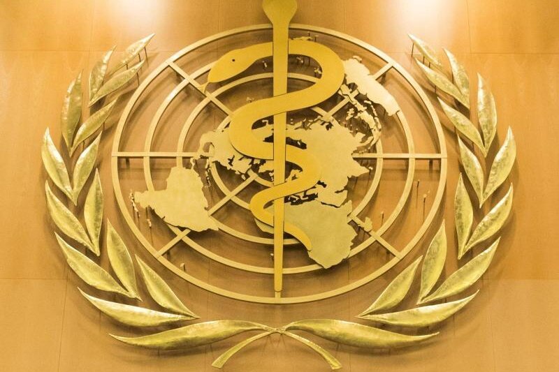            Das Logo der Weltgesundheitsorganisation (WHO) im europäischen Hauptquartier der Vereinten Nationen in Genf.