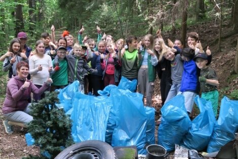 Nexö-Schüler sammeln Müll - 