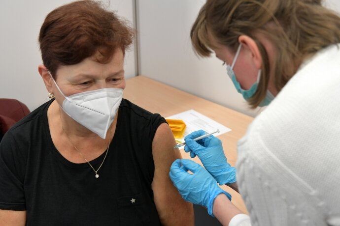 Nicht mehr auf der Warteliste - Das Impfzentrum in Freiberg ist wieder in Betrieb.