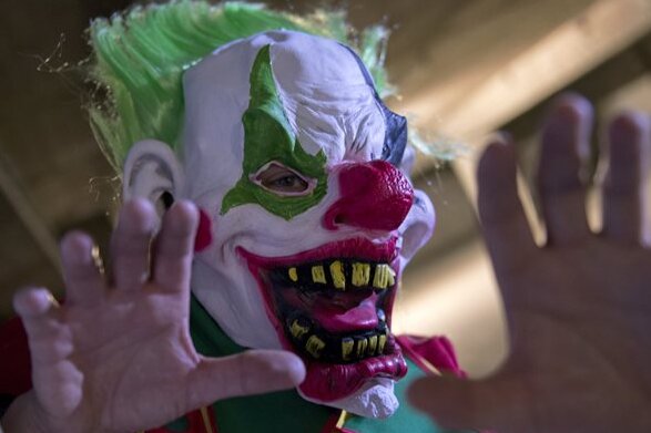 Niederfrohna : Horror-Clown erschreckt Mädchen - 