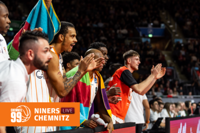 Niners Chemnitz aktuell: Die Playoffs sind sicher, jetzt kommt das Finale - Gemeinsam wollen die Niners Chemnitz in dieser Saison noch viel erreichen. Im März stehen richtungsweisende Spiele an.