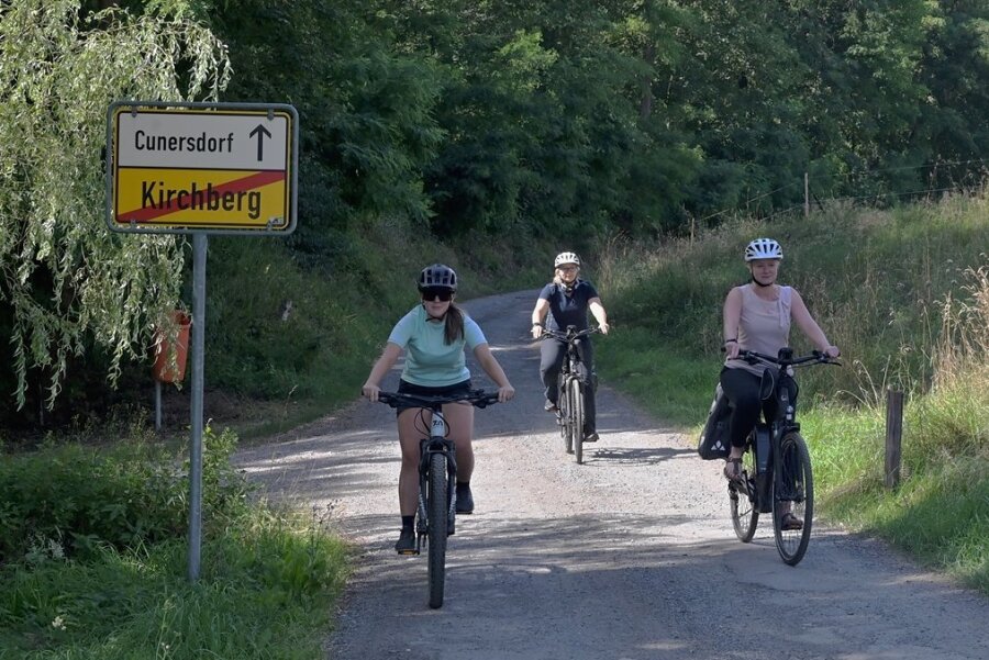 Es gibt den Vorschlag, die Rudolf-Breitscheid-Straße, die viel von Radfahrern genutzt wird, in einen Geh- und Radweg umzuwidmen. 