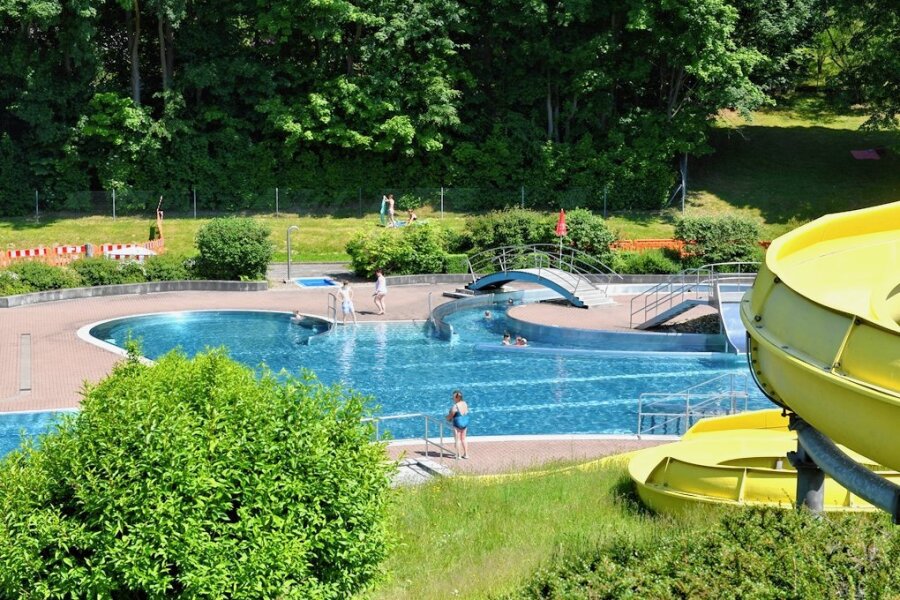 Das Freibad in Mulda schließt am heutigen Samstag nach einer Saison mit rund 18.000 Badegästen. Vom 5. Juni an konnten Besucher die Freizeiteinrichtung dieses Jahr nutzen. 