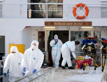 Norovirus: Wie hoch ist das Risiko auf Kreuzfahrtschiffen? - Selten, aber immer wieder schlagzeilenträchtig: Norovirus-Ausbrüche wie hier 2012 auf einem Flusskreuzfahrtschiff.