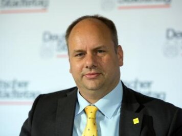 OB-Wahl in Dresden: Hilbert will Stange ohne CDU besiegen - Dirk Hilbert (FDP).