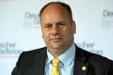 OB-Wahl in Dresden: Hilbert will Stange ohne CDU besiegen - Dirk Hilbert (FDP).