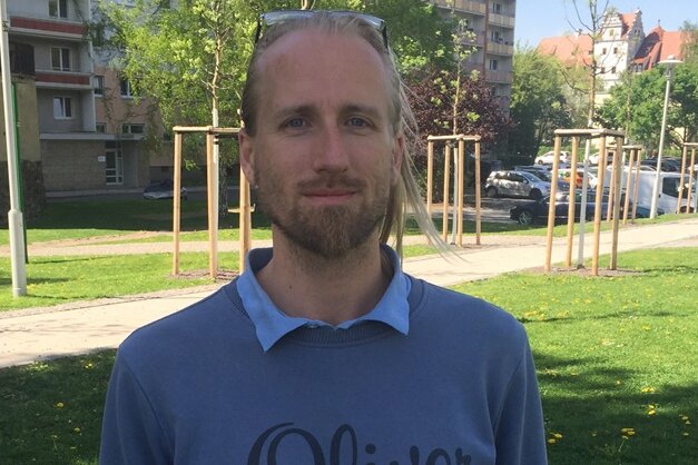 André Bauer, Yoga- und Informatik-Lehrer in Zwickau und Greiz, will sich um das Amt des Oberbürgermeisters bewerben.