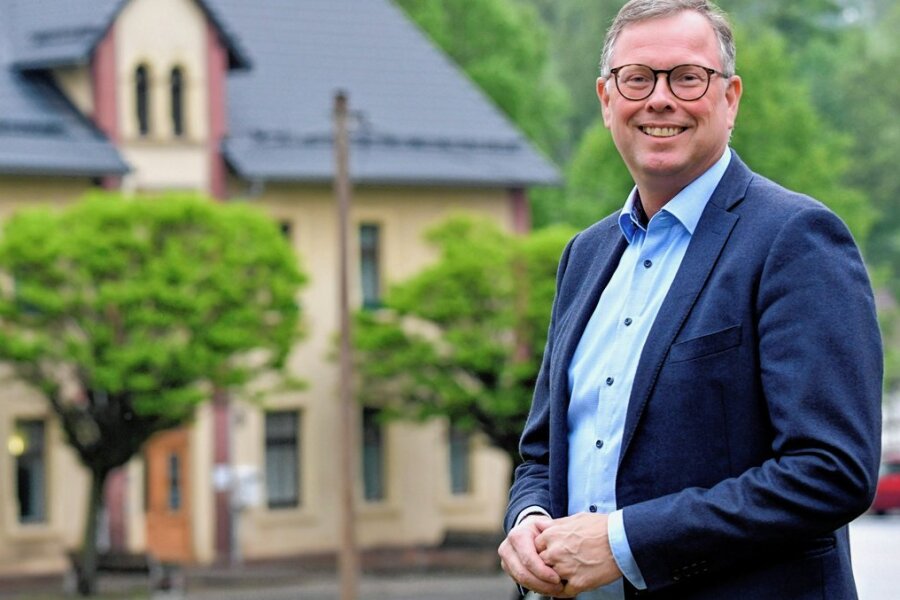 Oberschöna: Stromausfall wegen Gehölzschnitt - Rico Gerhardt war als Bürgermeister von Oberschöna von dem Stromausfall überrascht worden
