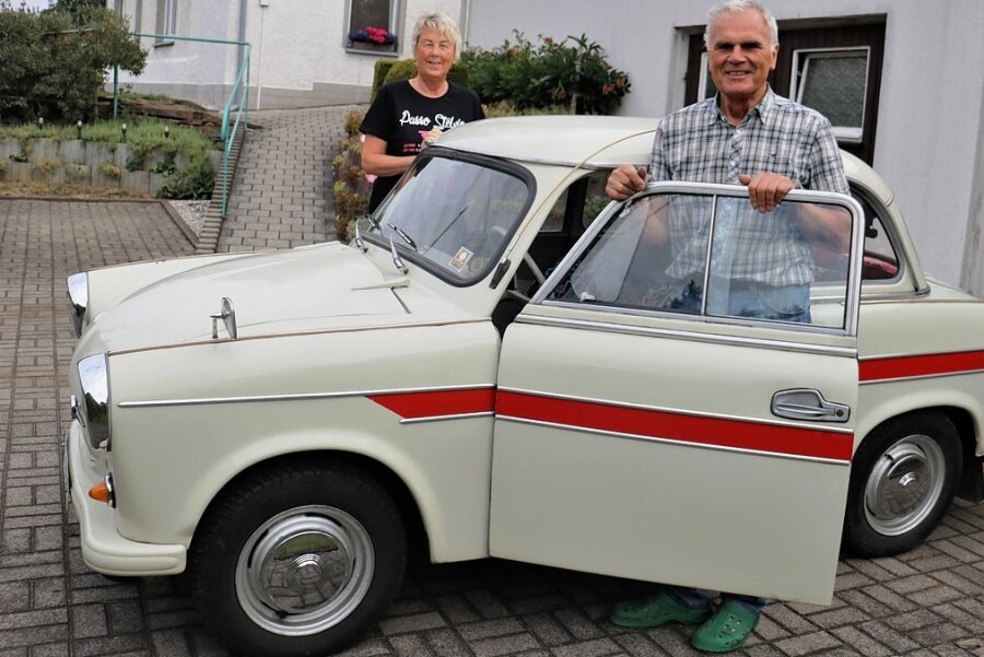 Oederaner unterwegs: Mit dem Trabant 600 bis nach Südtirol - Dietmar und Irena Schöneich aus Görbersdorf waren mit ihrem Trabant 600 wieder auf großer Fahrt. Diesmal führte ihre Reise über fast 1500 Kilometer nach Südtirol und zurück. 